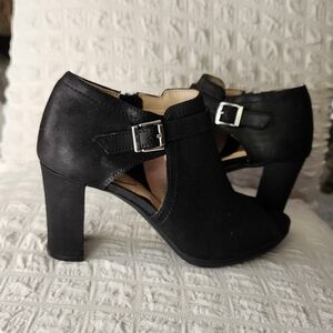 Life Stride Black Heeled Boots with Buckle